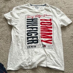 Tommy Hilfiger vintage shirt
